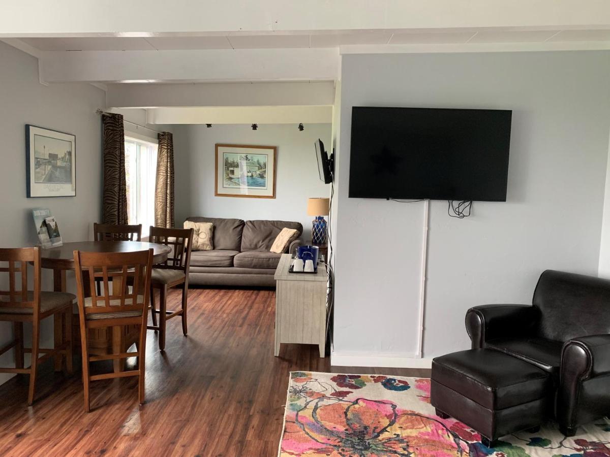 Beachfront Inn Baileys Harbor Εξωτερικό φωτογραφία