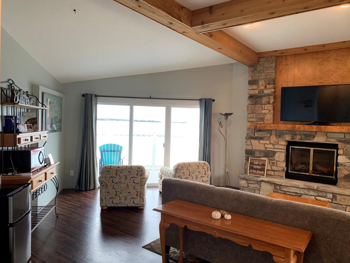 Beachfront Inn Baileys Harbor Εξωτερικό φωτογραφία